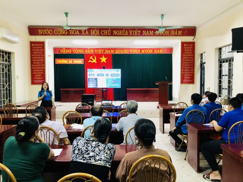 Phường Hà Trung: Tuyên truyền chính sách BHXH tự nguyện, BHYT hộ gia đình