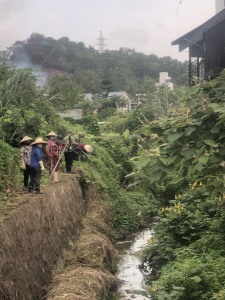 Phường Hà Trung đồng loạt nạo vét, khơi thông mương thoát nước trước mùa mưa 2024